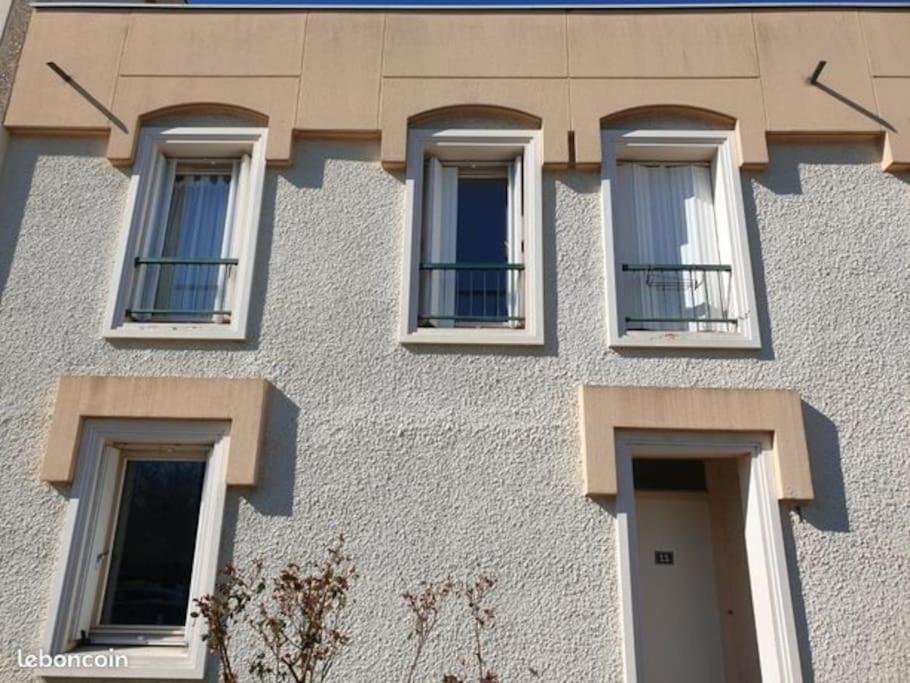 Maison De Ville 102M2 3 Chambres Montigny-le-Bretonneux Ngoại thất bức ảnh